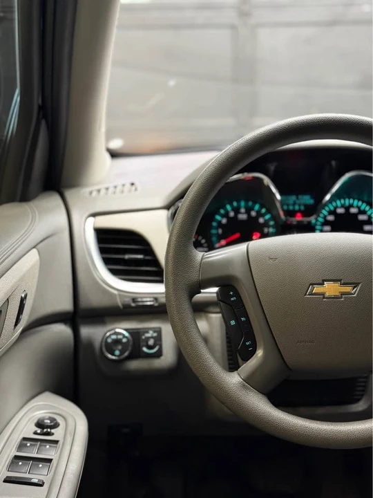 2017 Chevrolet Traverse - Image 10 of 18
