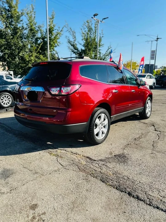 2017 Chevrolet Traverse - Image 7 of 8