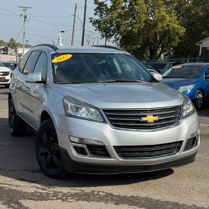 2017 Chevrolet Traverse - Image 3 of 17