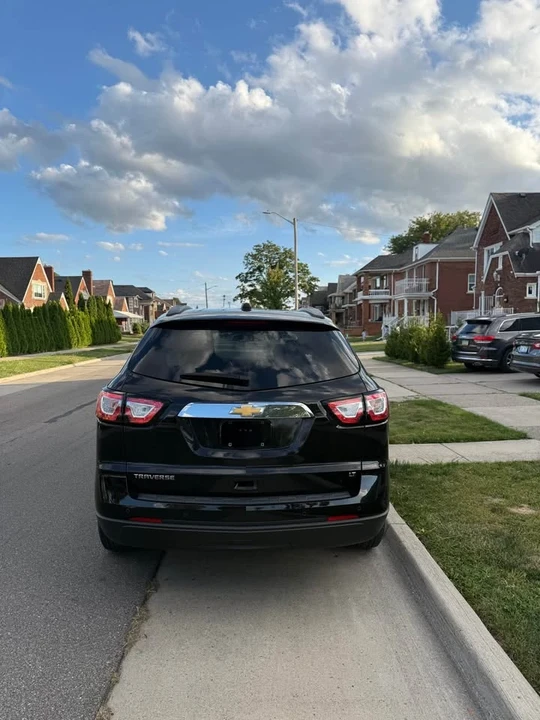 2017 Chevrolet Traverse - Image 5 of 14