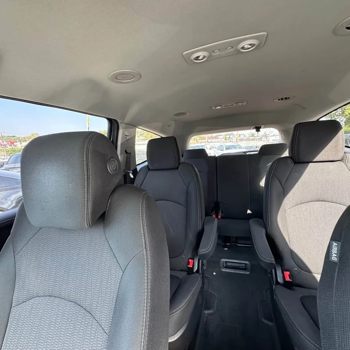 2017 Chevrolet Traverse - Image 15 of 17