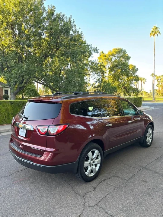 2017 Chevrolet Traverse - Image 7 of 15