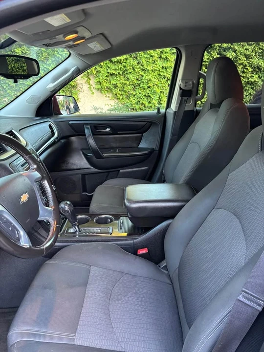 2017 Chevrolet Traverse - Image 10 of 15