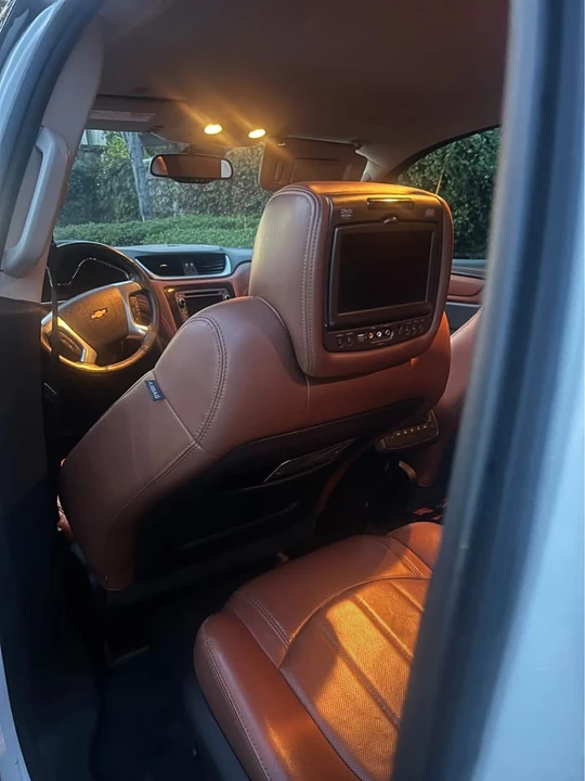 2017 Chevrolet Traverse - Image 11 of 19