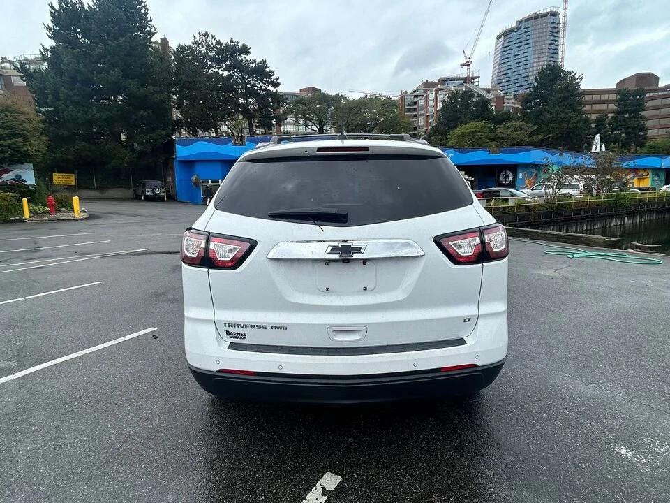 2017 Chevrolet Traverse - Image 3 of 17