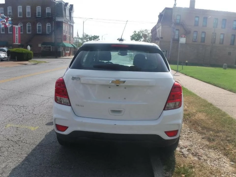 2017 Chevrolet Trax - Image 4 of 4