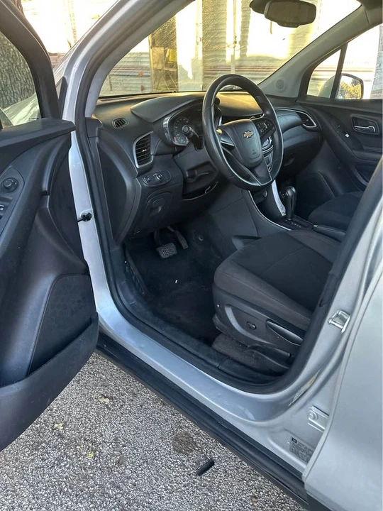 2017 Chevrolet Trax - Image 8 of 10