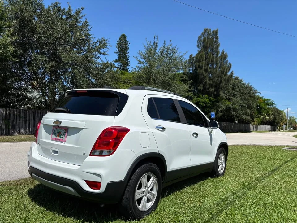 2017 Chevrolet Trax - Image 2 of 10