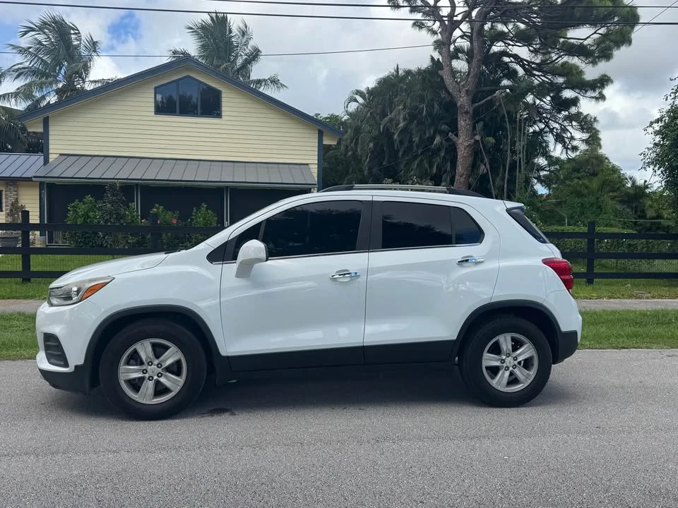 2017 Chevrolet Trax - Image 6 of 10