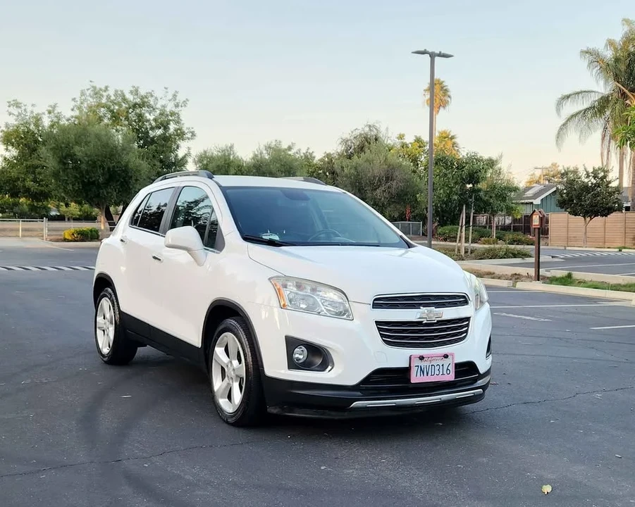 2017 Chevrolet Trax - Image 2 of 19