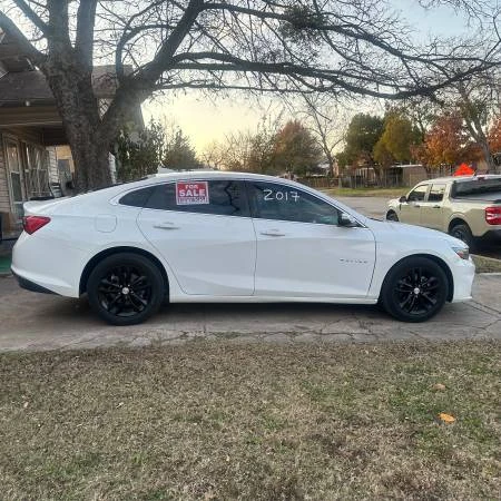 2017 Chevrolet Malibu - Image 2 of 16