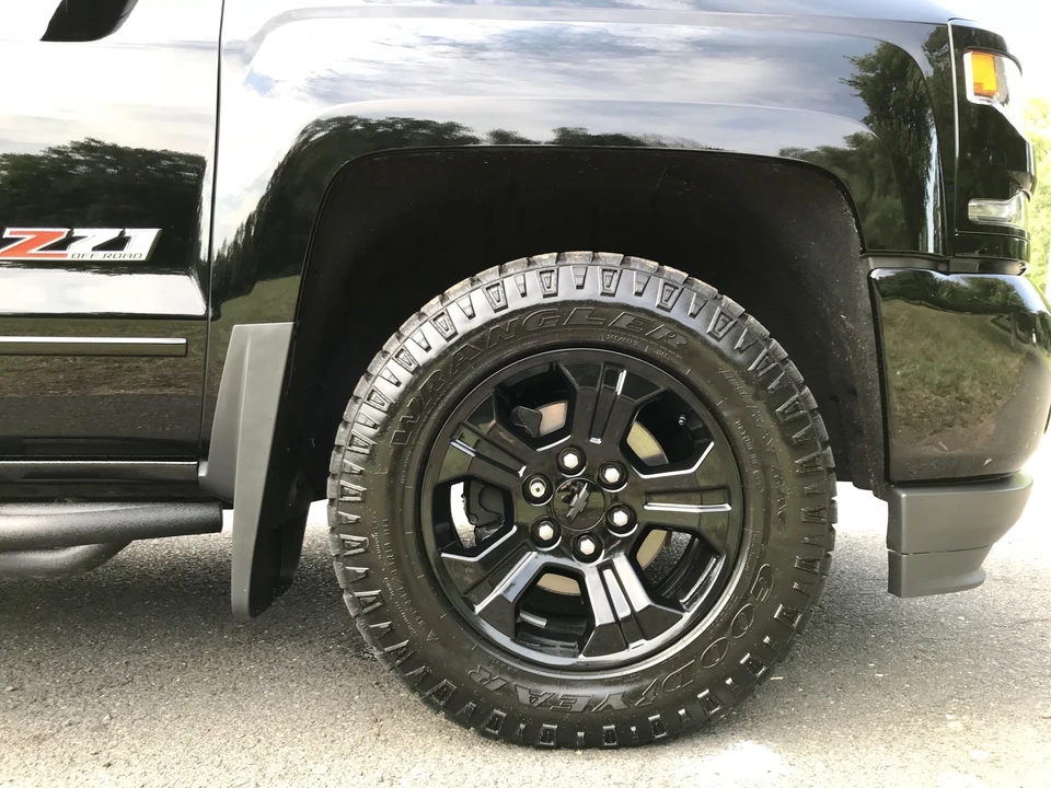 2017 Chevrolet Silverado 3rd Gen - Image 15 of 31