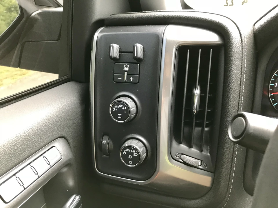 2017 Chevrolet Silverado 3rd Gen - Image 31 of 31