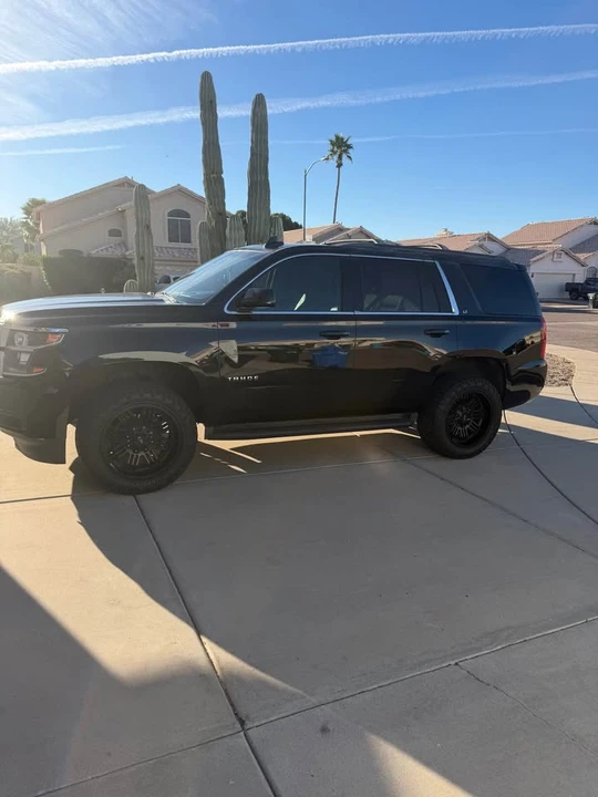 2017 Chevrolet Tahoe 4th Gen - Image 2 of 9