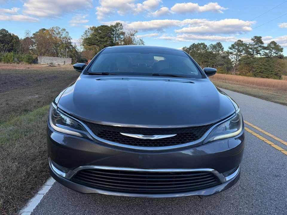 2017 Chrysler 200 - Image 2 of 17