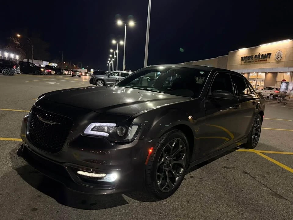 2017 Chrysler 300 (2005-2023) - Image 2 of 11