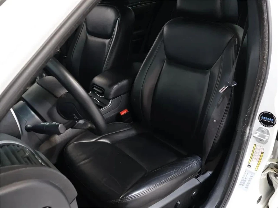 2017 Chrysler 300 (2005-2023) - Image 16 of 31