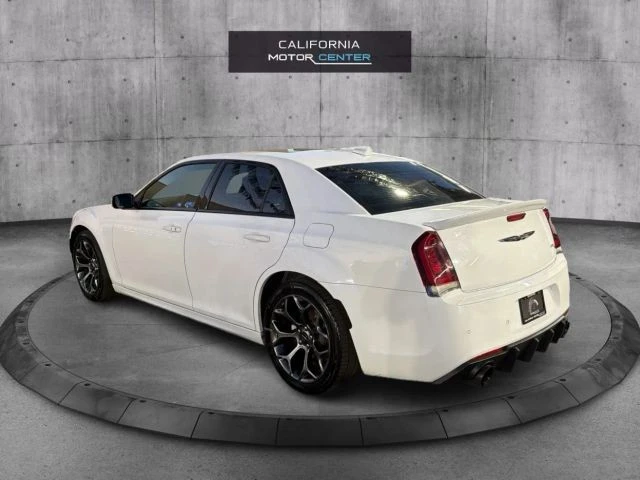 2017 Chrysler 300 (2005-2023) - Image 7 of 21
