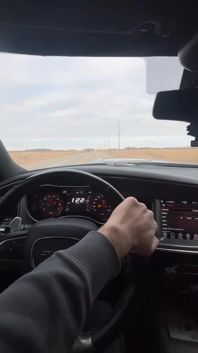 2017 Chrysler - Image 12 of 12