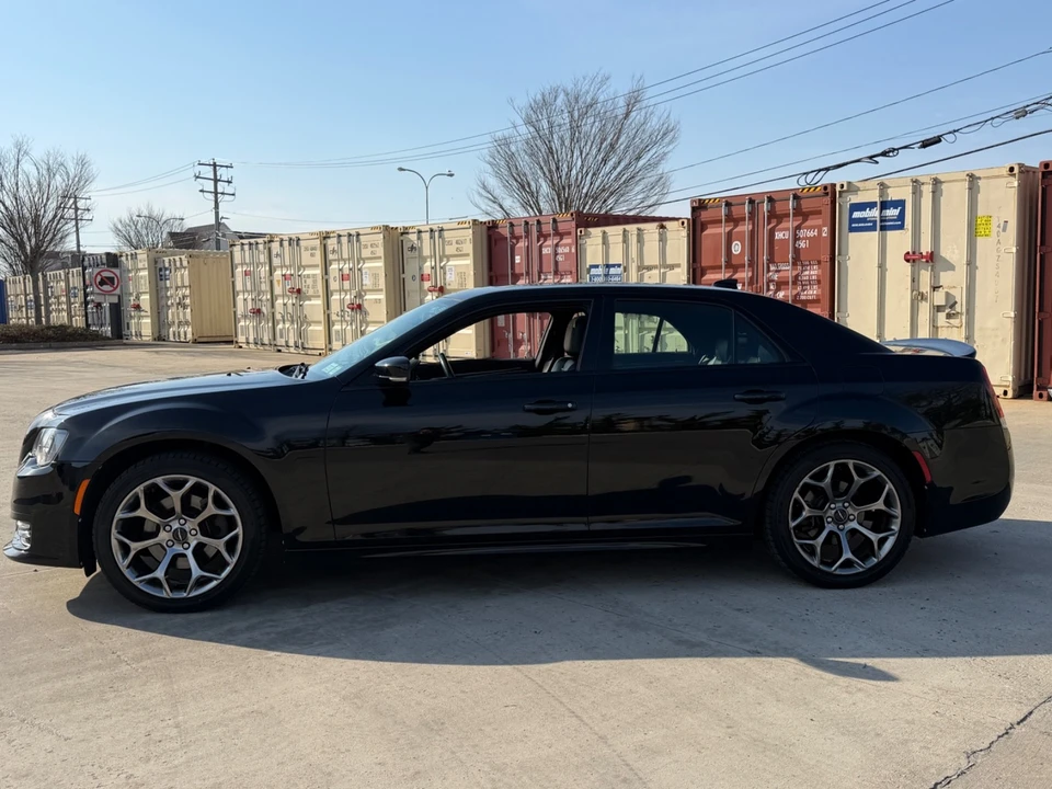 2017 Chrysler 300 (2005-2023) - Image 8 of 21