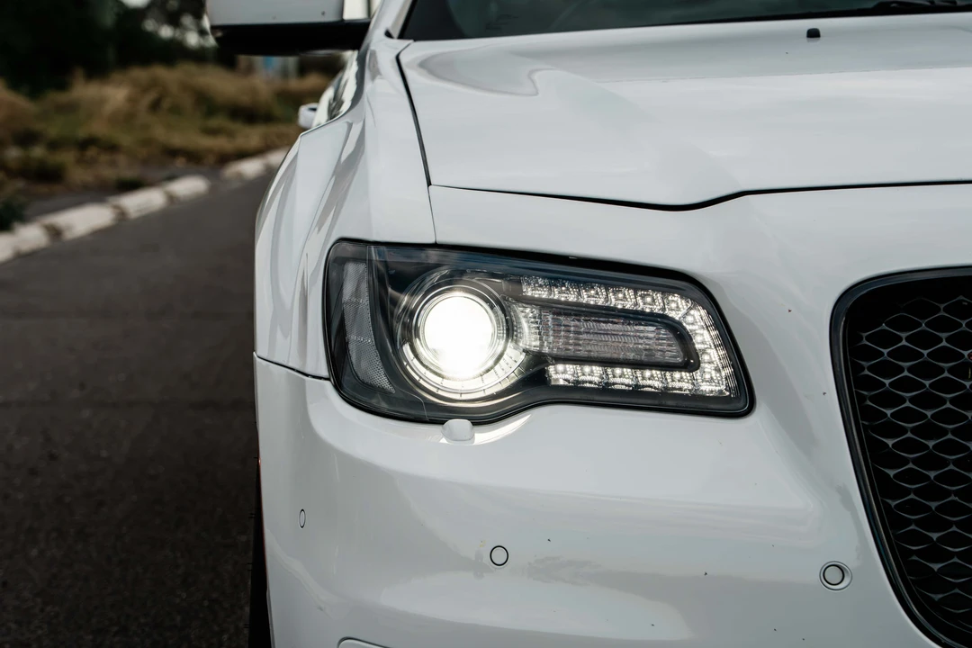 2017 Chrysler 300 (2005-2023) - Image 31 of 31