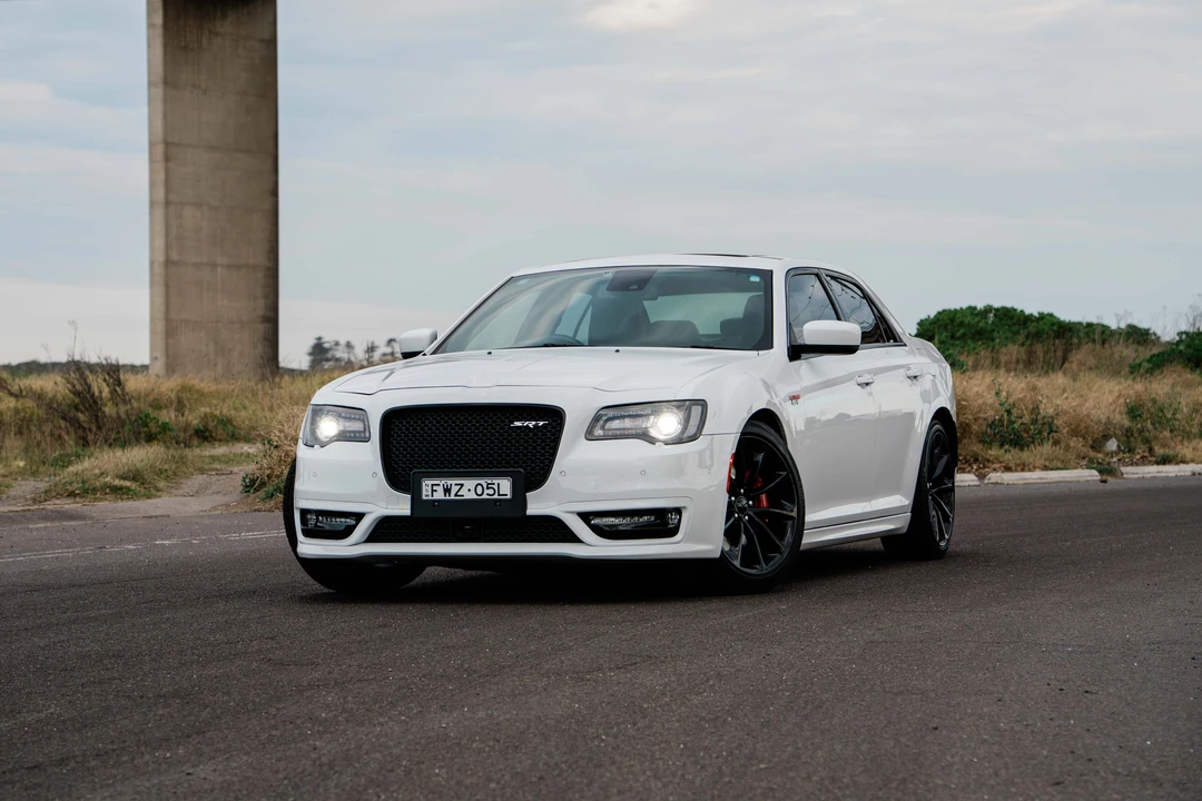 2017 Chrysler 300 (2005-2023) - Image 17 of 31