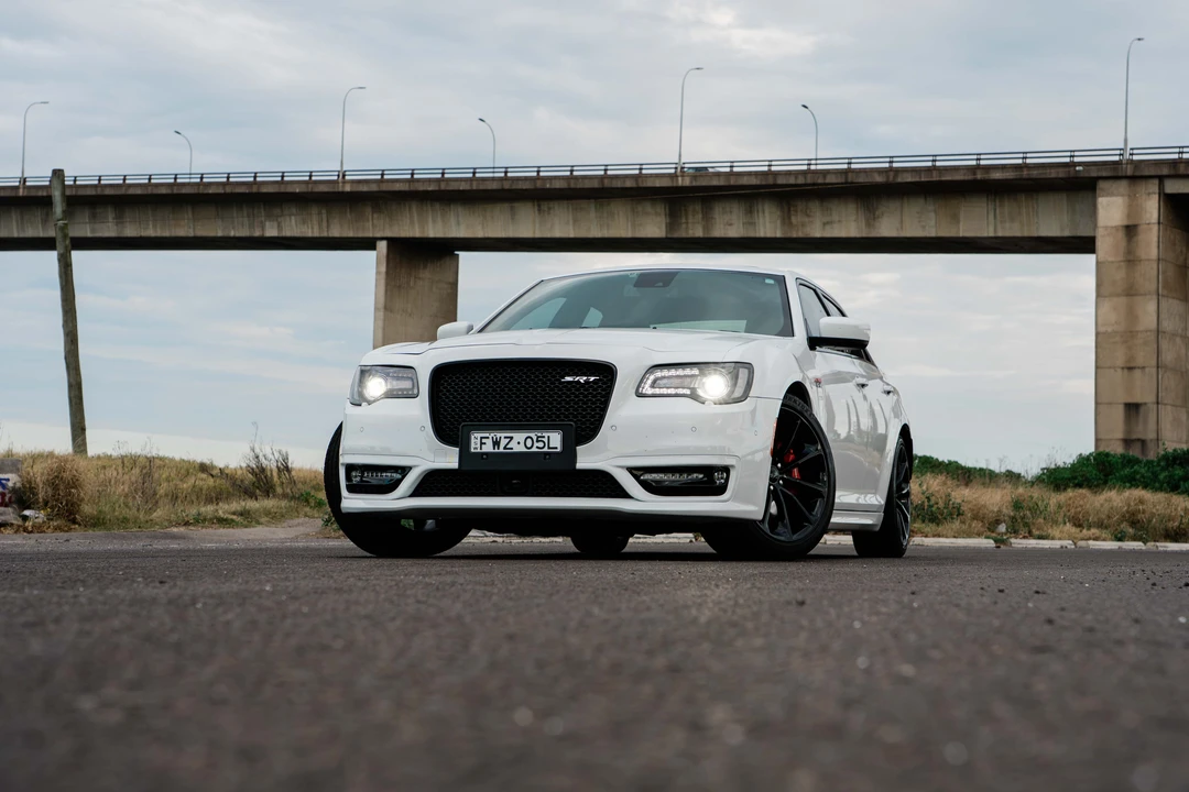 2017 Chrysler 300 (2005-2023) - Image 24 of 31
