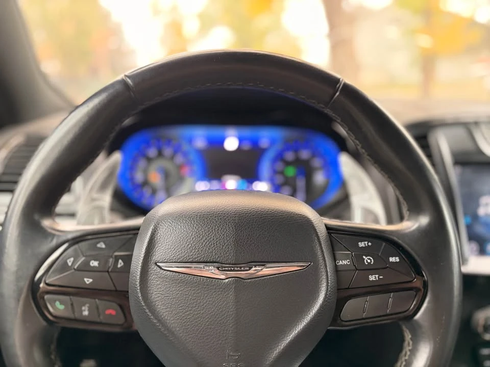 2017 Chrysler 300 (2005-2023) - Image 19 of 19