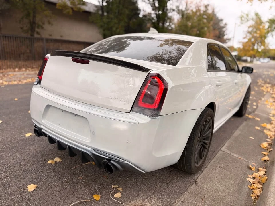 2017 Chrysler 300 (2005-2023) - Image 5 of 19