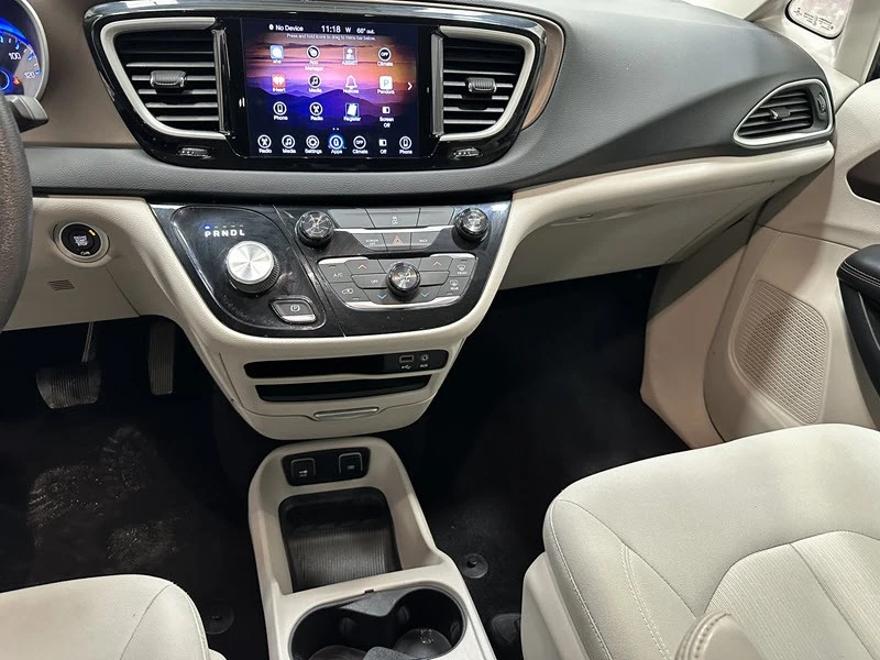 2017 Chrysler - Image 9 of 21