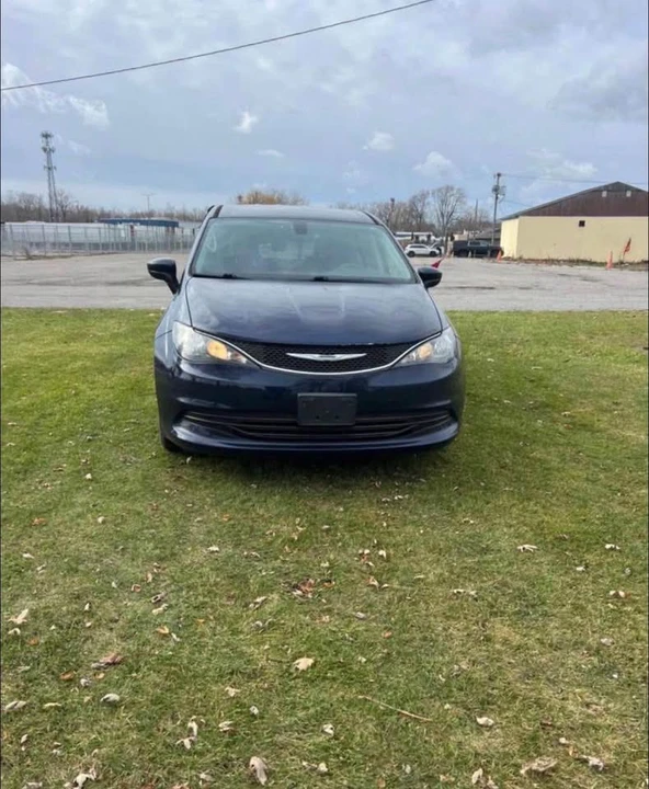 2017 Chrysler - Image 3 of 6