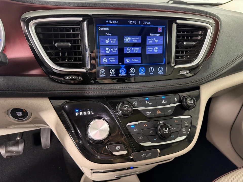 2017 Chrysler - Image 16 of 21