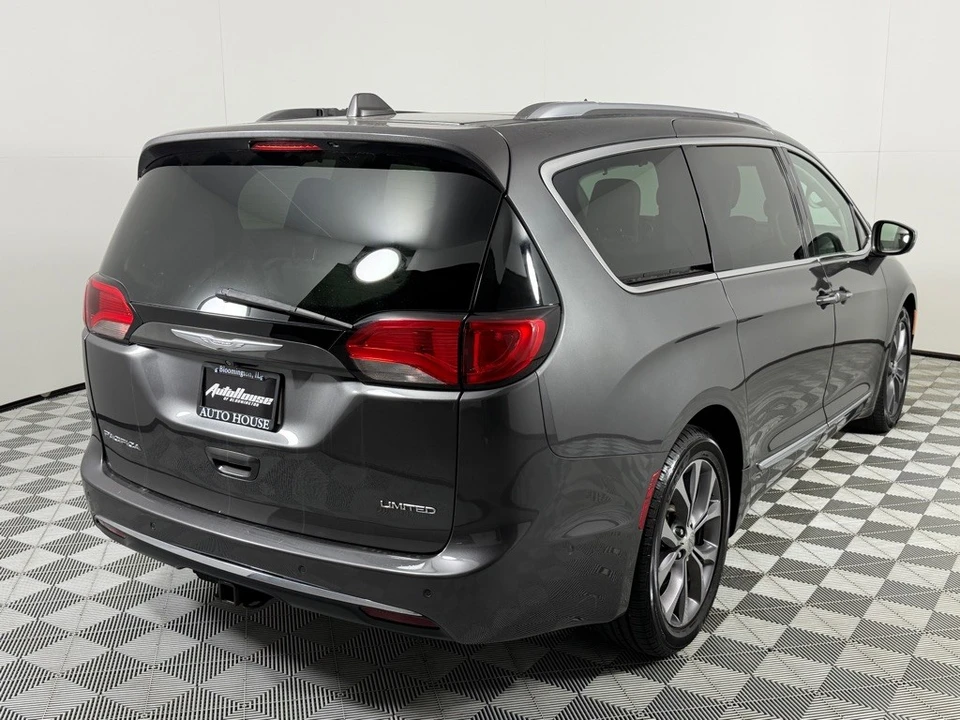 2017 Chrysler - Image 5 of 21
