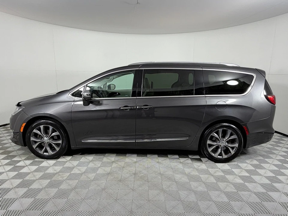 2017 Chrysler - Image 8 of 21