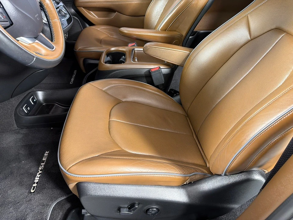 2017 Chrysler - Image 12 of 21