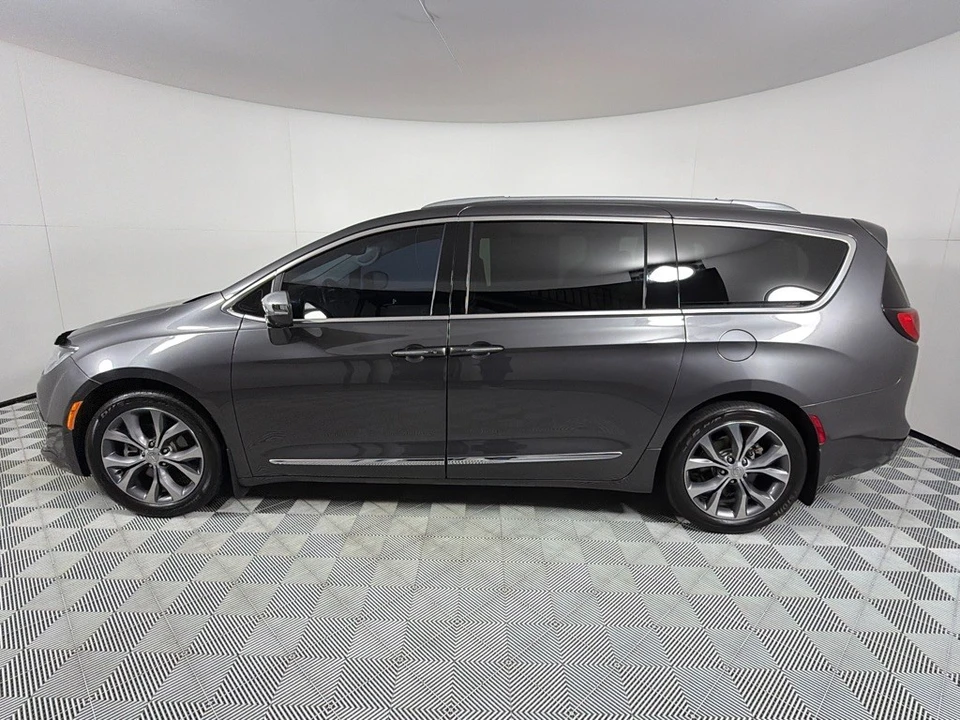2017 Chrysler - Image 8 of 21