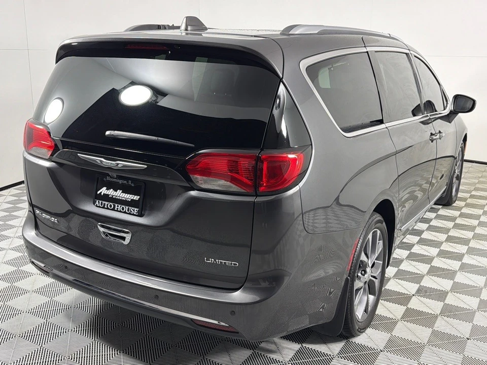 2017 Chrysler - Image 5 of 21