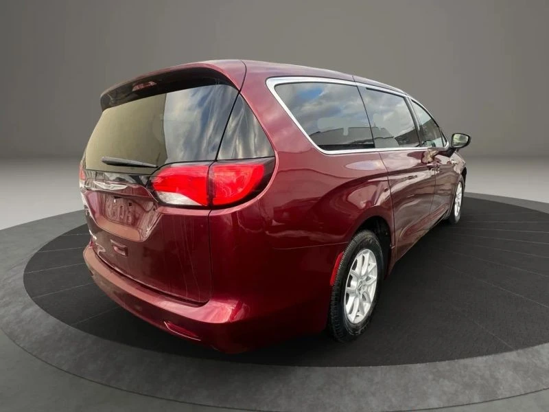 2017 Chrysler - Image 5 of 12