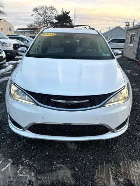 2017 Chrysler - Image 8 of 12
