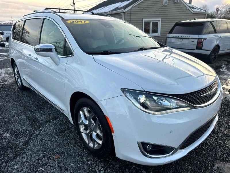 2017 Chrysler - Image 6 of 12