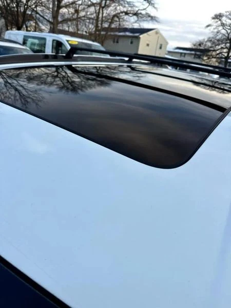 2017 Chrysler - Image 9 of 12