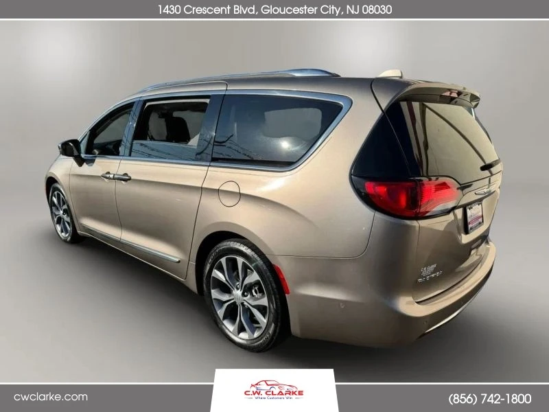 2017 Chrysler - Image 7 of 12