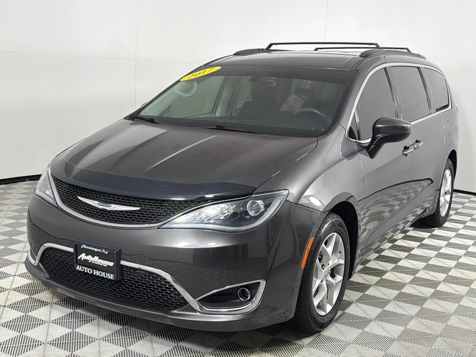 2017 Chrysler - Image 8 of 12