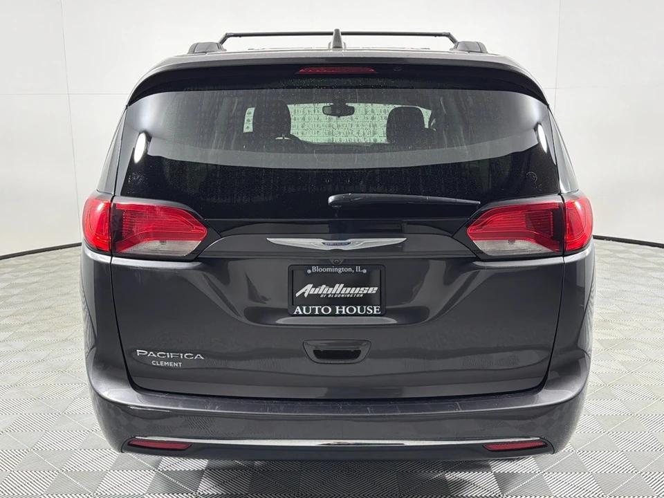 2017 Chrysler - Image 5 of 12