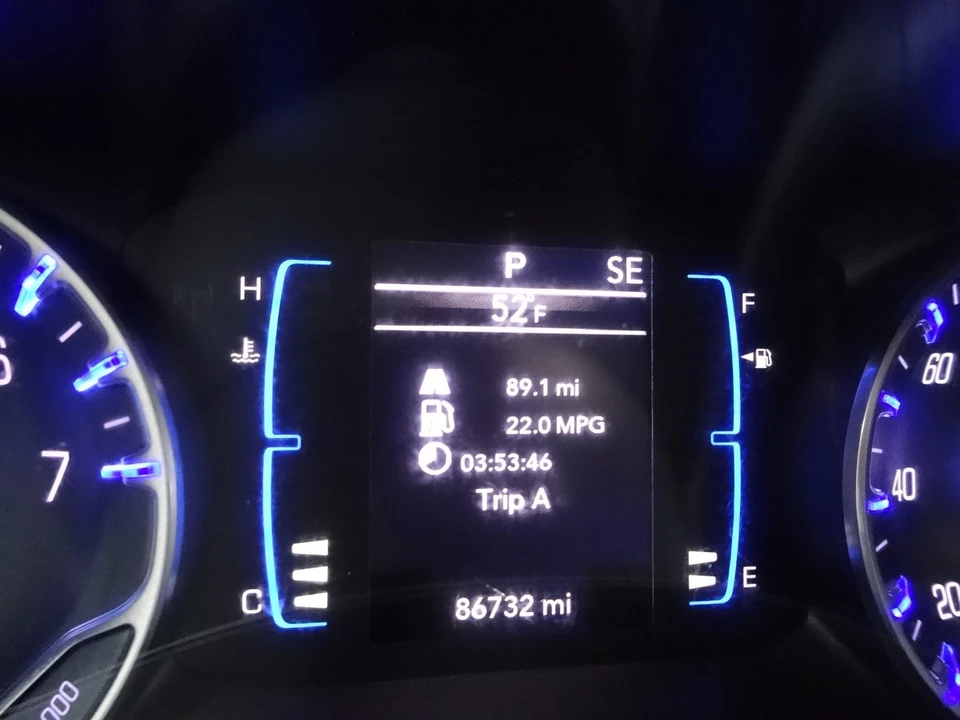 2017 Chrysler - Image 18 of 20