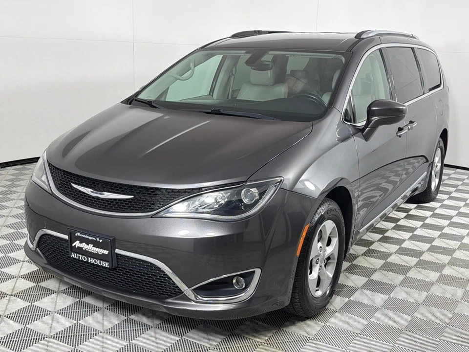 2017 Chrysler - Image 10 of 21