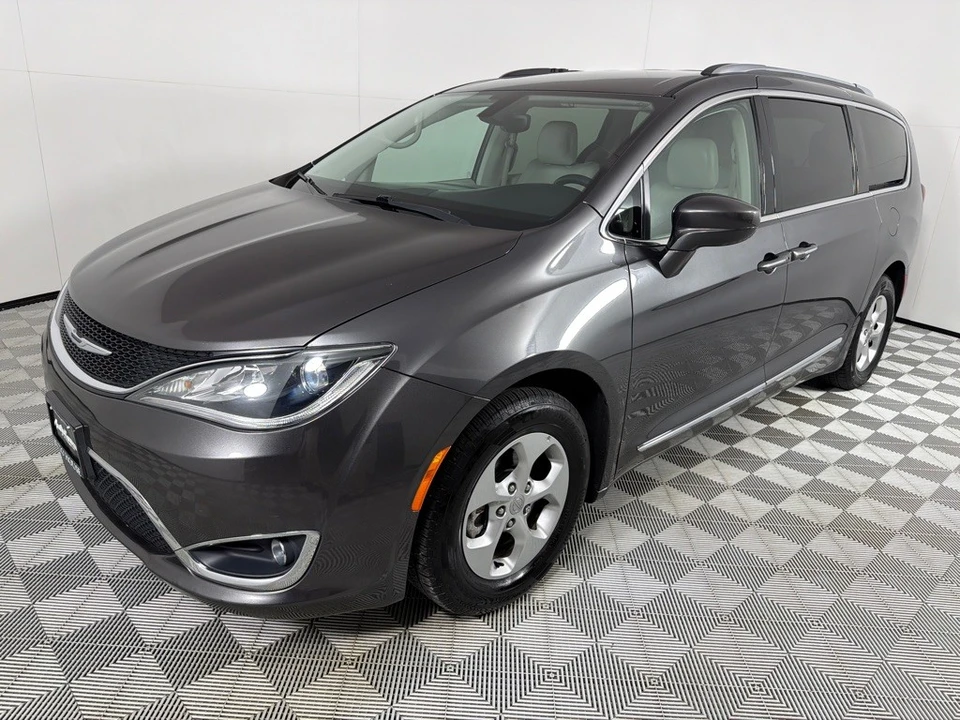 2017 Chrysler - Image 9 of 21