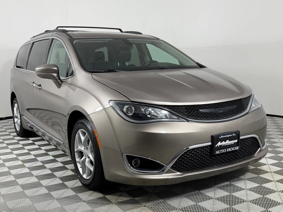 2017 Chrysler - Image 3 of 21