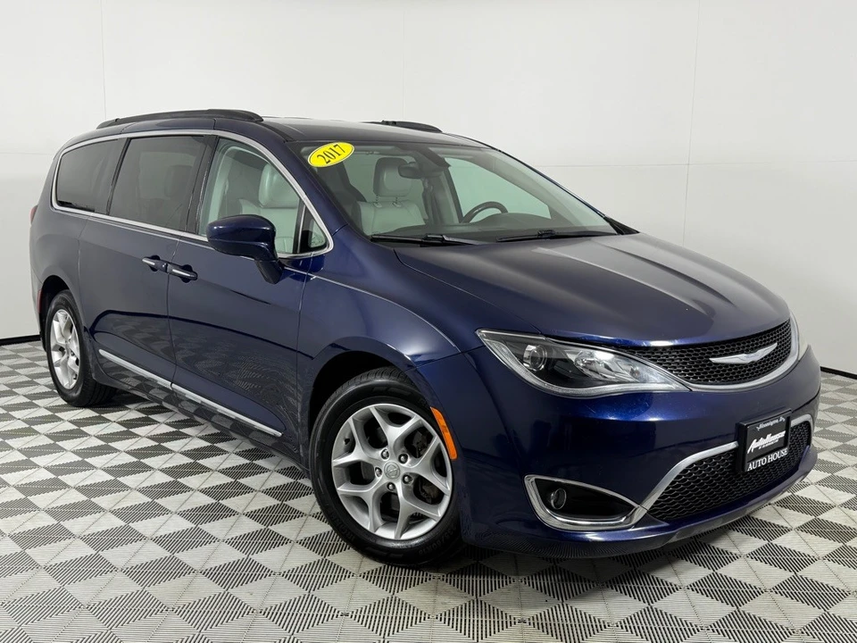 2017 Chrysler - Image 2 of 21