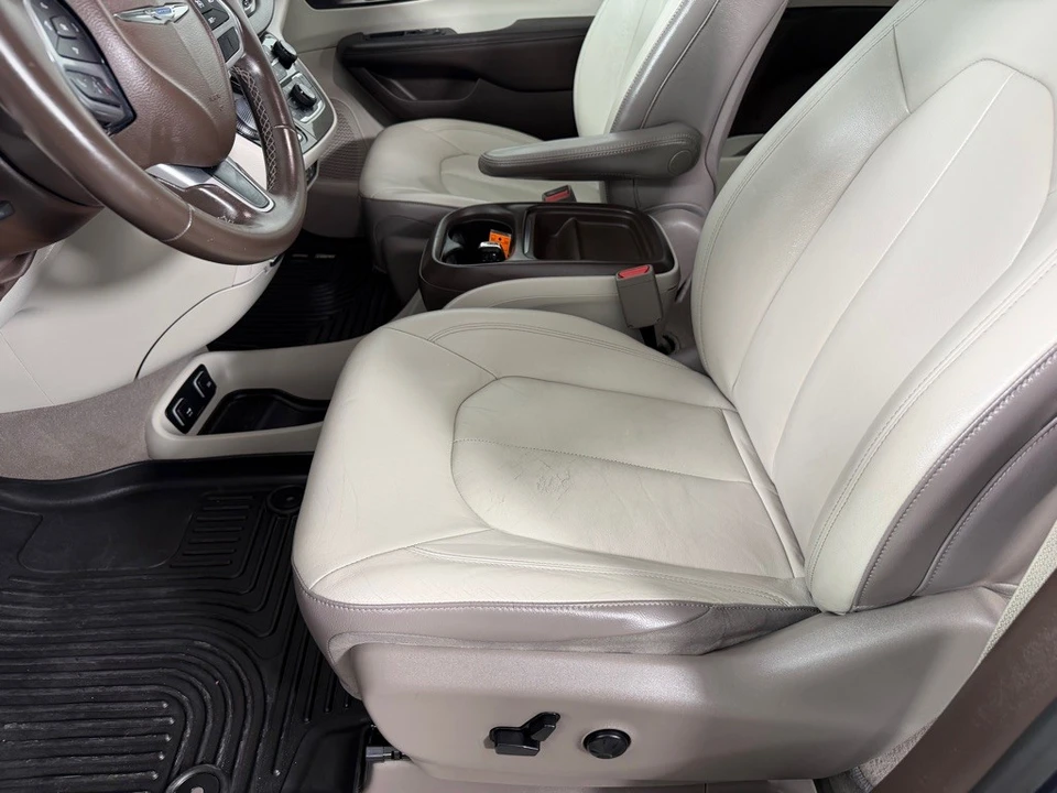 2017 Chrysler - Image 12 of 21